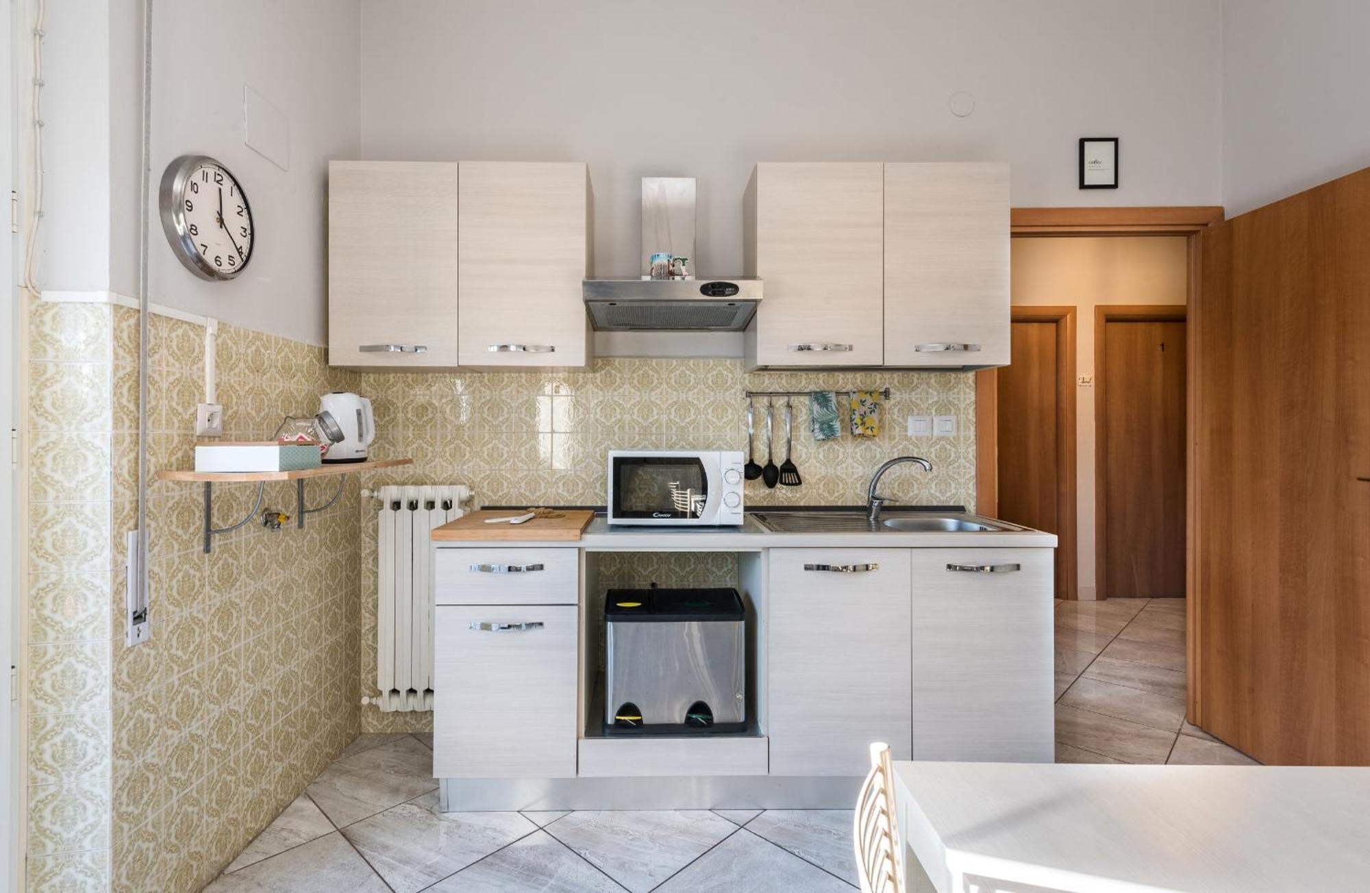 Travelershome Ciampino Rooms Zewnętrze zdjęcie